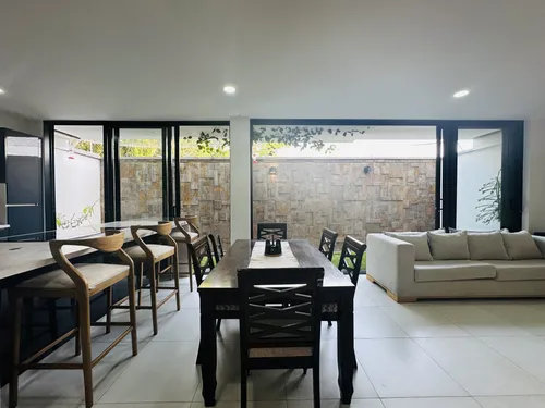 Casa En Venta En La Morada. Cod V8014542