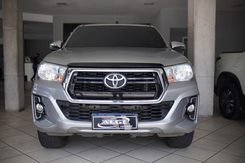 Toyota Hilux 2.7 SRV 4X2 CD 16V FLEX 4P AUTOMÁTICO