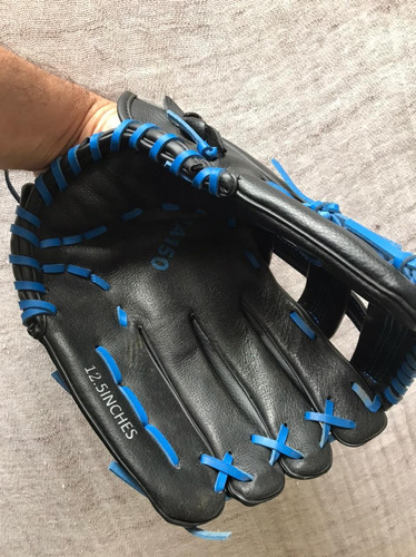 Guantes Y Bate De Béisbol