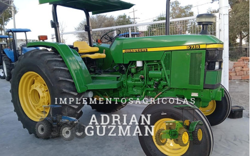 Tractor Agrícola John Deere 5715 