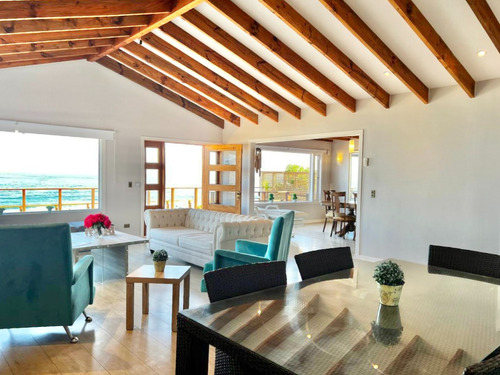 Interesante Casa En Venta Frente Al Mar En Maitencillo
