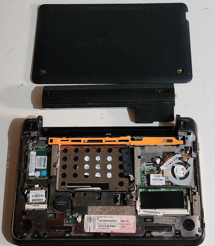 Laptop Hp Mini 110 -3000 ¡¡ Para Piezas Leer Descripcion!! Blanco (Usado)