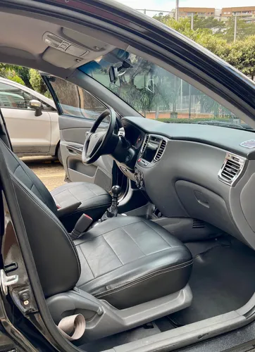 Kia Rio 1.4 Ex