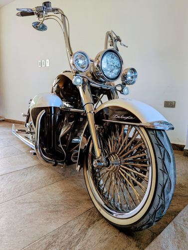 Harley Davidson Softail Deluxe