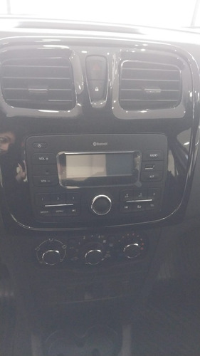 Imagen 6 de 25 de Renault Logan Life 1.6 0km Ideal Taxi -uber-didi W