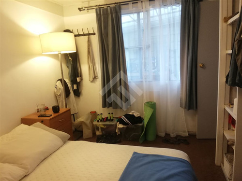 Casa En Venta De 5 Dorm. En Las Condes