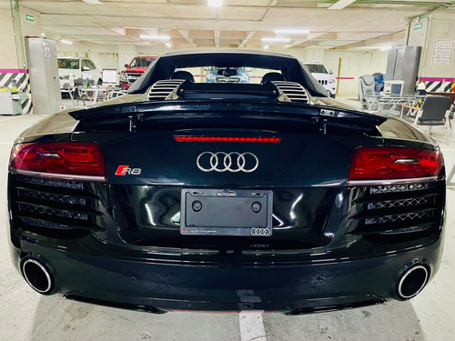Audi R8 5.2 V10 Spyder S-tronic DSG 7 Vel