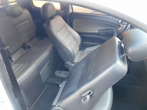 Imagem 5 de 12 de Saveiro Cross 1.6 T.flex 16v Cd