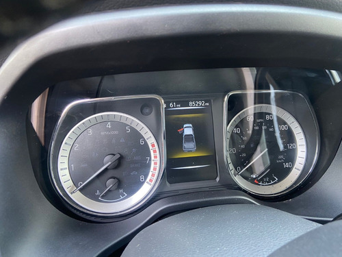 Nissan Titan 2018 Sv 4x4 V8 Aut Dob/cab Enganche $