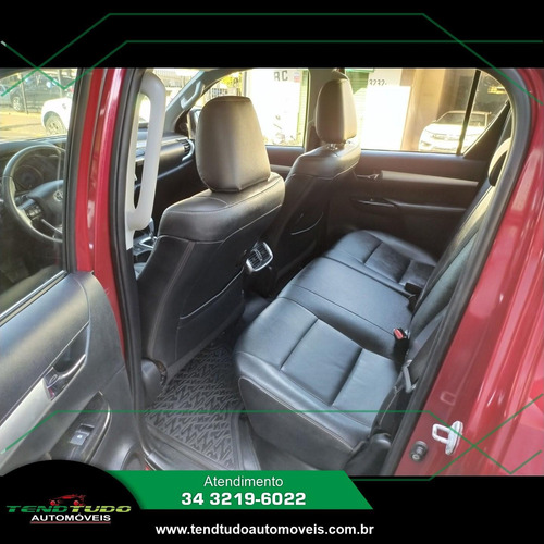Imagem 8 de 8 de Toyota Hilux Srx 2.8 Vermelho 2016