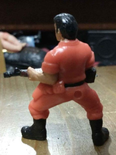 Rambo Figura De Plástico Macizo Pintado A Mano (Usado)