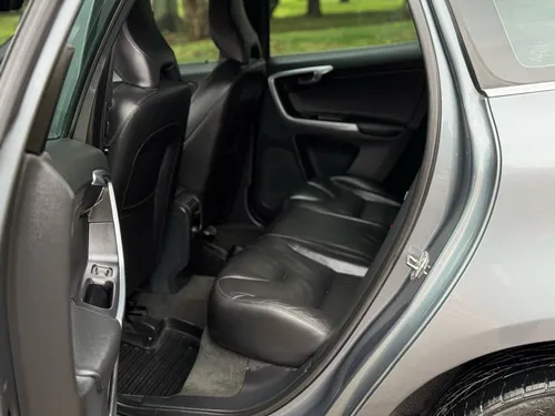 Volvo XC60 2.5 T5 Awd Momentum