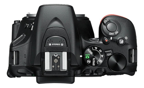 Nikon Kit D5600 + lente 18-140mm VR DSLR color negro