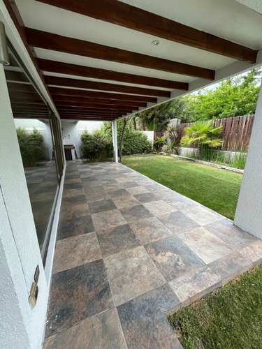 Se Vende 3d, 3b, Quincho Y Piscina En Chamisero