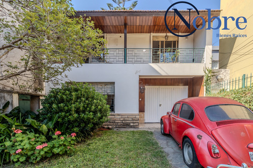 Venta Casa 4 Ambientes Con Galeria Y Pileta En Haedo.