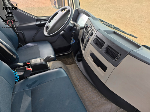 Volvo Vm 330 Ano 2020 Traçado Roll-on Roll-off Ano 2025