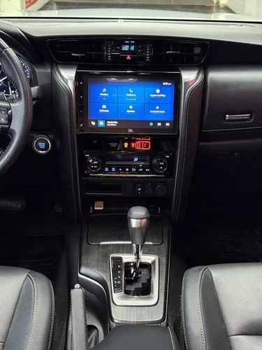 Toyota Fortuner Srv Diésel 2.4 4x2