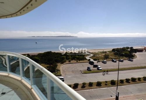 Imagen 3 de 30 de Venta Apartamento 3 Dormitorio Y Dependencia, Playa Mansa, Punta Del Este