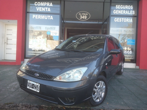 Ford Focus 1.6 Ambiente 2004