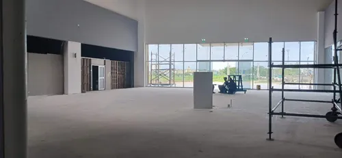Arriendo-venta Local En Zona De Alto Desarrollo Comercial, Un Lugar Para Soñar. Valor De Venta : $1,485,180,000 Cod. 45356
