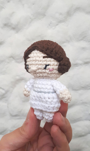 Muñeca Princesa Leia Star Wars Amigurumi Tejido - Pipelino