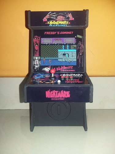 Imagen 2 de 6 de Arcade Freddy Krueger