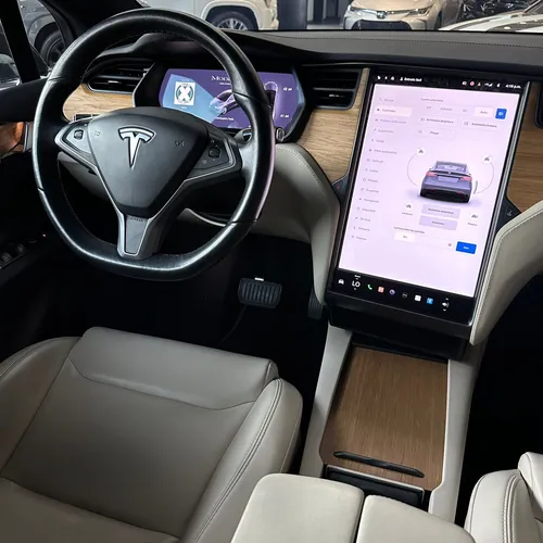 Tesla Model X Long Range Plus