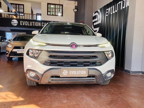 Imagen 2 de 11 de Fiat Toro Freedom 4x2 At 1.8n