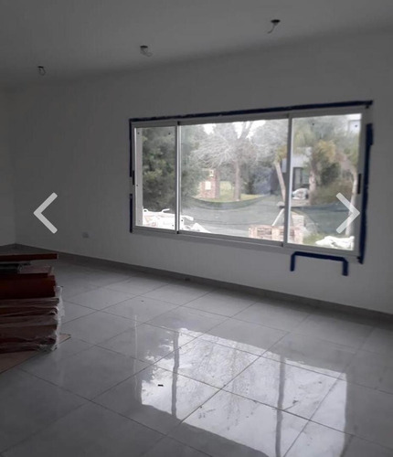Imagen 11 de 18 de Casa De 5 Amb. En Canning. Barrio Brickland Canning