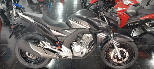 Imagen 4 de 16 de Honda Twister 250 2023