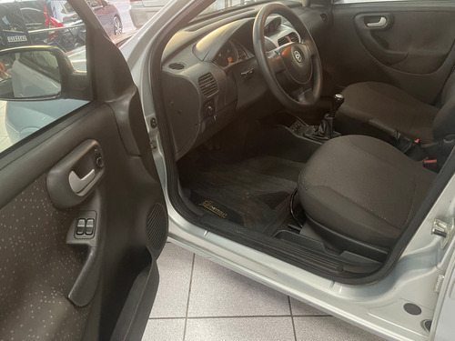 Chevrolet Corsa CORSA SED. PREMIUM 1.4 8V ECONOFLEX 4P