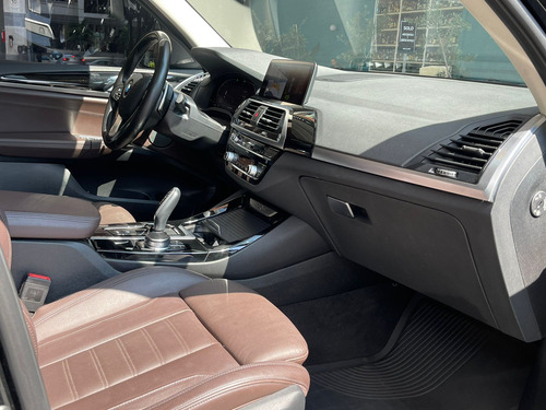 BMW X3 30i X DRIVE, X LINE