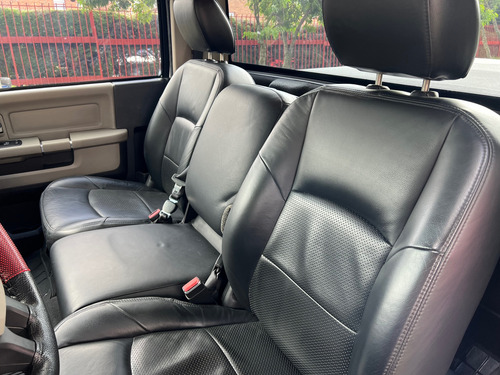 Dodge Ram 5.7 1500 Slt 4x2