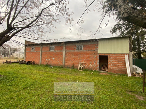 Imagen 16 de 21 de Galpon 200 Metros Cuadrado Cubiertos En Pueblo Nuevo Lujan