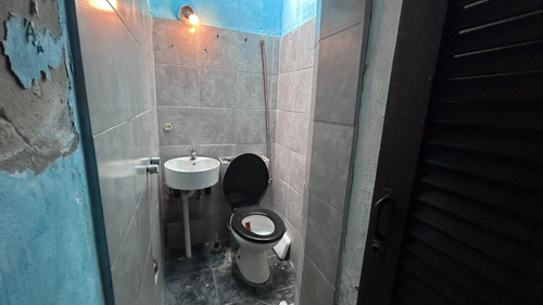 Venta Local Comercial Y Vivienda 1 Ambiente Excelente Ubicacion A Mts De Av Beiro Sin Expensas Con Cocina