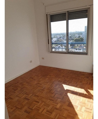 Imagen 13 de 14 de Hermoso 3 Ambientes Con Balcón , Piso Alto.
