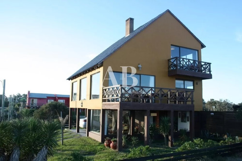 Gran Casa A 50m De Playa La Viuda - Mza 173