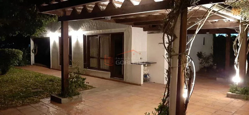 Alquiler De Casa En Punta Del Este, Zona Pinares, Muy Linda Zona A 2 Cuadras Del Mar