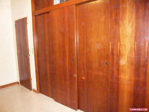 Imagen 5 de 10 de Best House Vende Casa En Urbanización San Camilo Los Teques