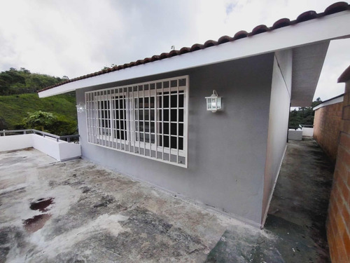 Twon House Res. Cerrada 3hab 2b 3p Ref 58mil $
