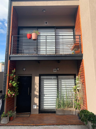 Imagen 2 de 14 de Departamento 2 Amb Tipo Duplex San Miguel Muñiz
