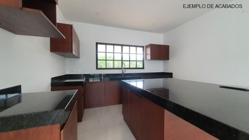 Imagen 8 de 12 de Residencia Con Alberca En Entrada A Conkal