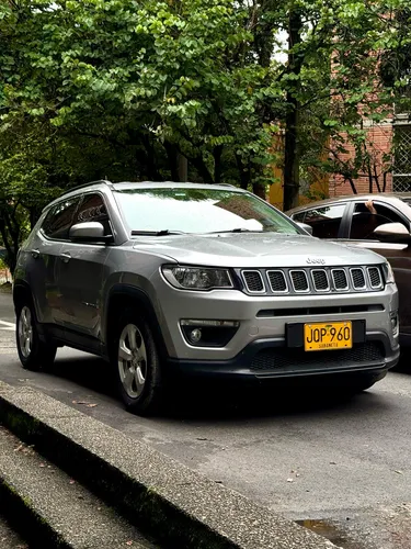 Jeep Compass 2.4 4X2 Longitude At