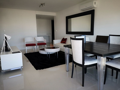 Imagen 8 de 30 de Espectacular Apartamento En Venta En Punta Del Este Piso Alto Con Vista A La Mansa