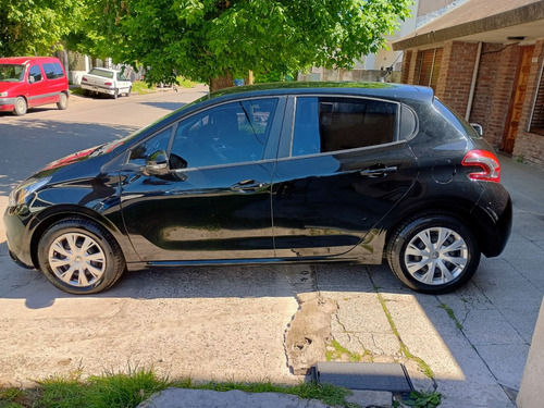 Peugeot 208 1.6 Active