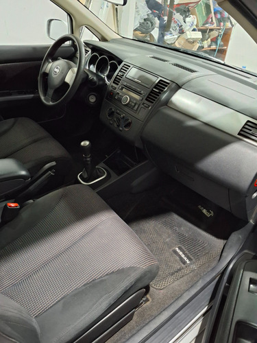 Nissan Tiida 1.8 Acenta 4 p