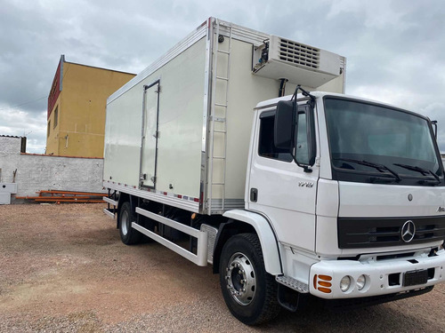 Imagem 3 de 12 de Mercedes Benz Atron 1719 Baú Refrigerado