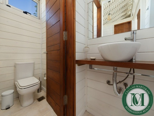 Imagem 26 de 30 de Maravilhosa Casa Com Vista Para A Praia Mansa. - Ca00395 - 70222101