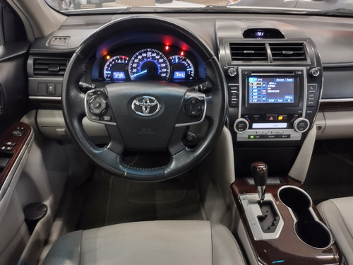 Imagen 13 de 15 de Toyota Camry 2.5 Xle L4/ At 2014
