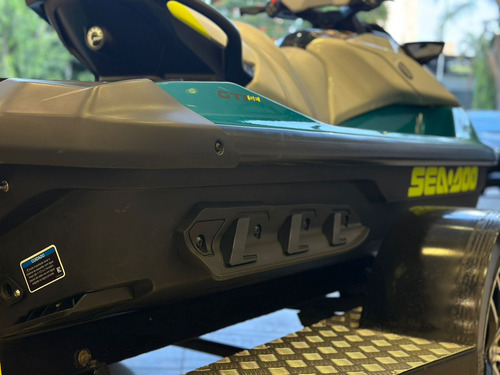 Jet Ski 2024 Se 170 Com 52 Horas